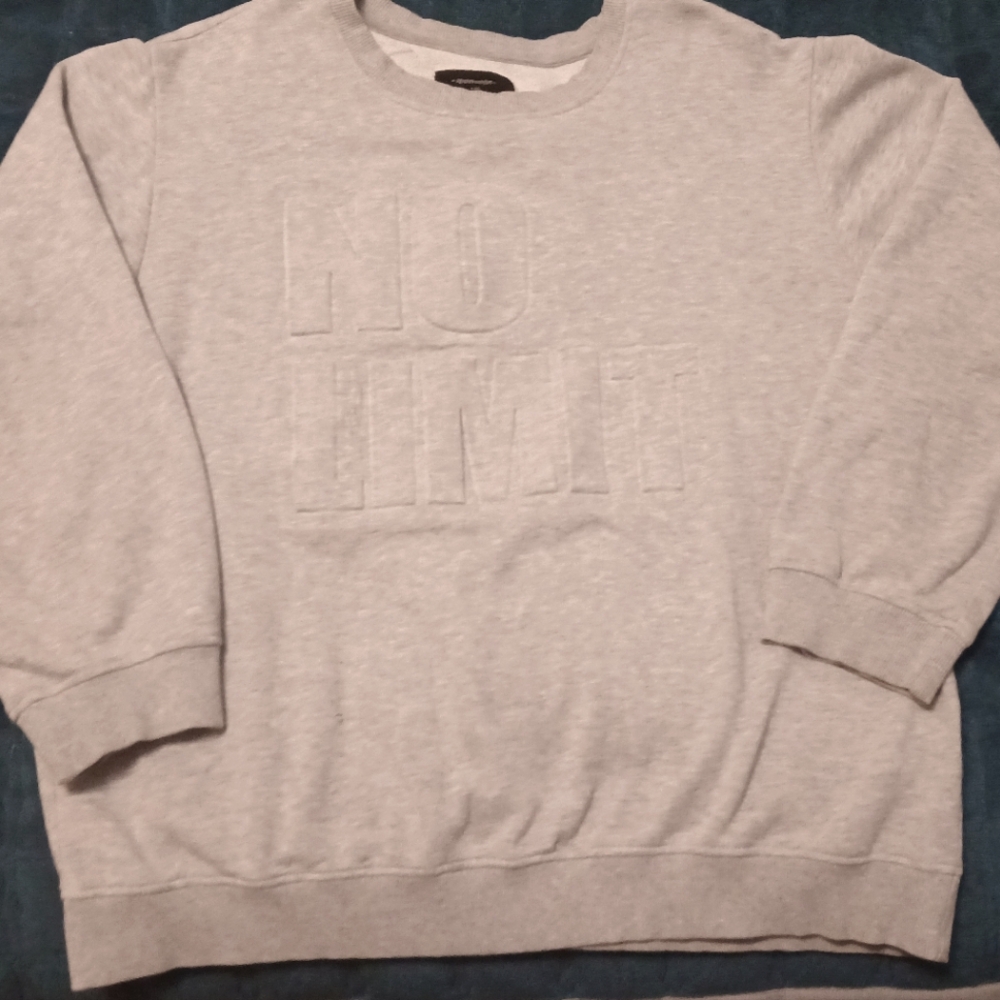 Men's Hollywood The Jean People sweater
